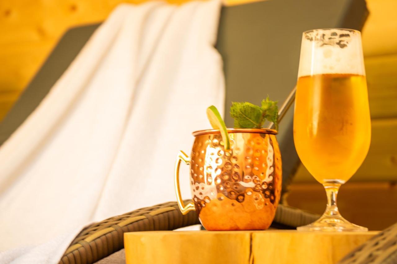 Wellnessoase Mitten In Der Wasserfallstadt Triberg 트리베르크 외부 사진